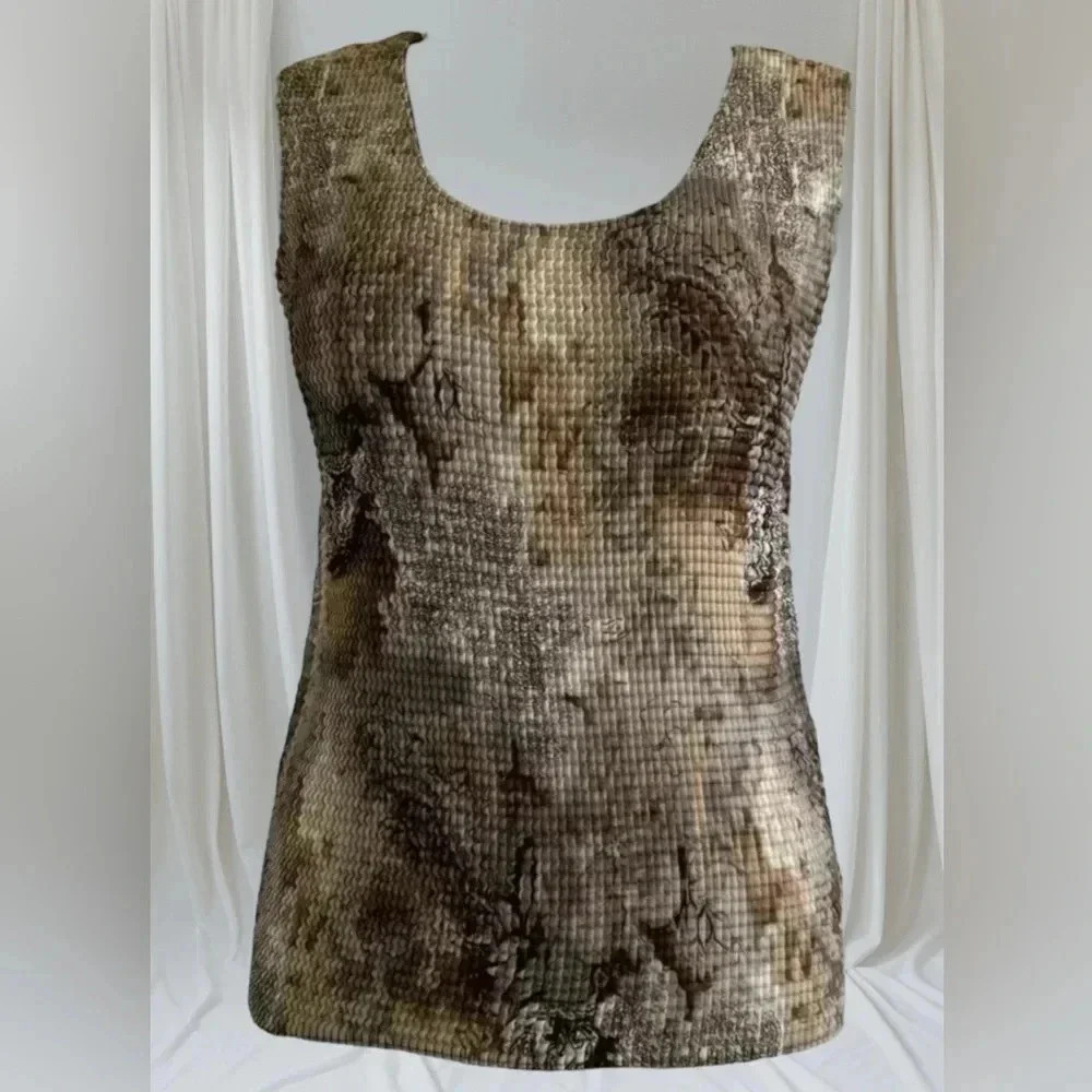 Free | Pleated Stretch Top